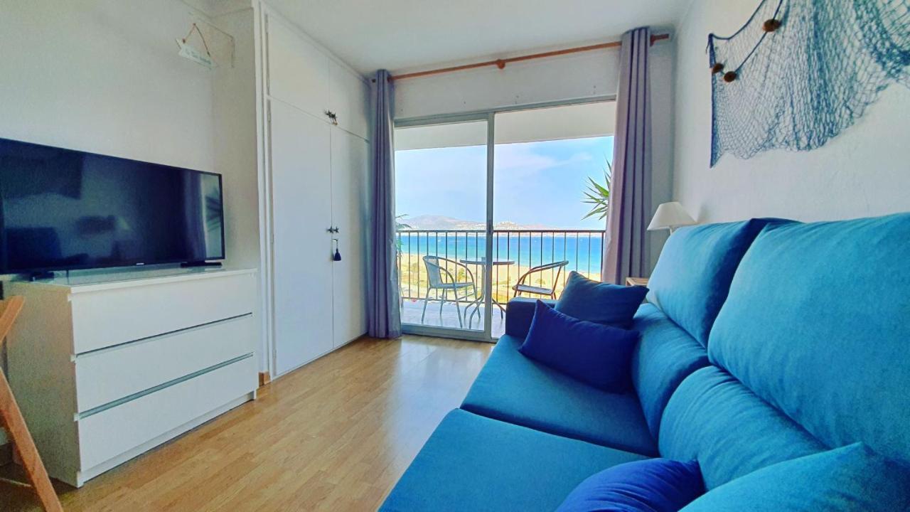 Cozy Beach-Front Studio With Amazing Sea View Empuriabrava Exterior photo
